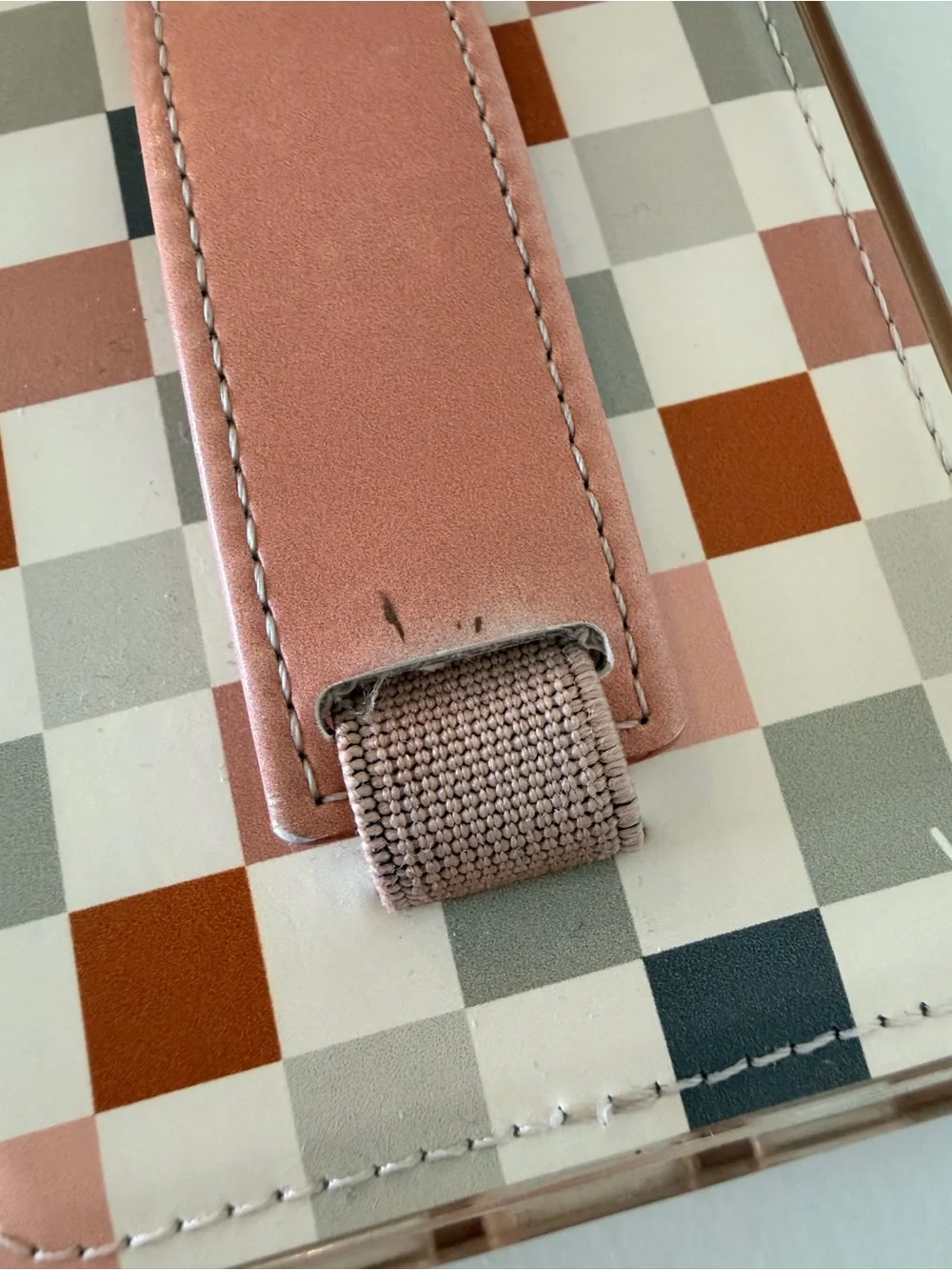 Walli Checkered Case